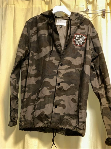 Troy Lee Designs California Bicycle MotoXShop Hooded Windbreaker Snap up camo M