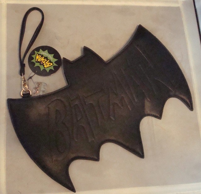 Official DC Comics Batman Bat Symbol Badge Black ID /& Card Wallet *SECOND*