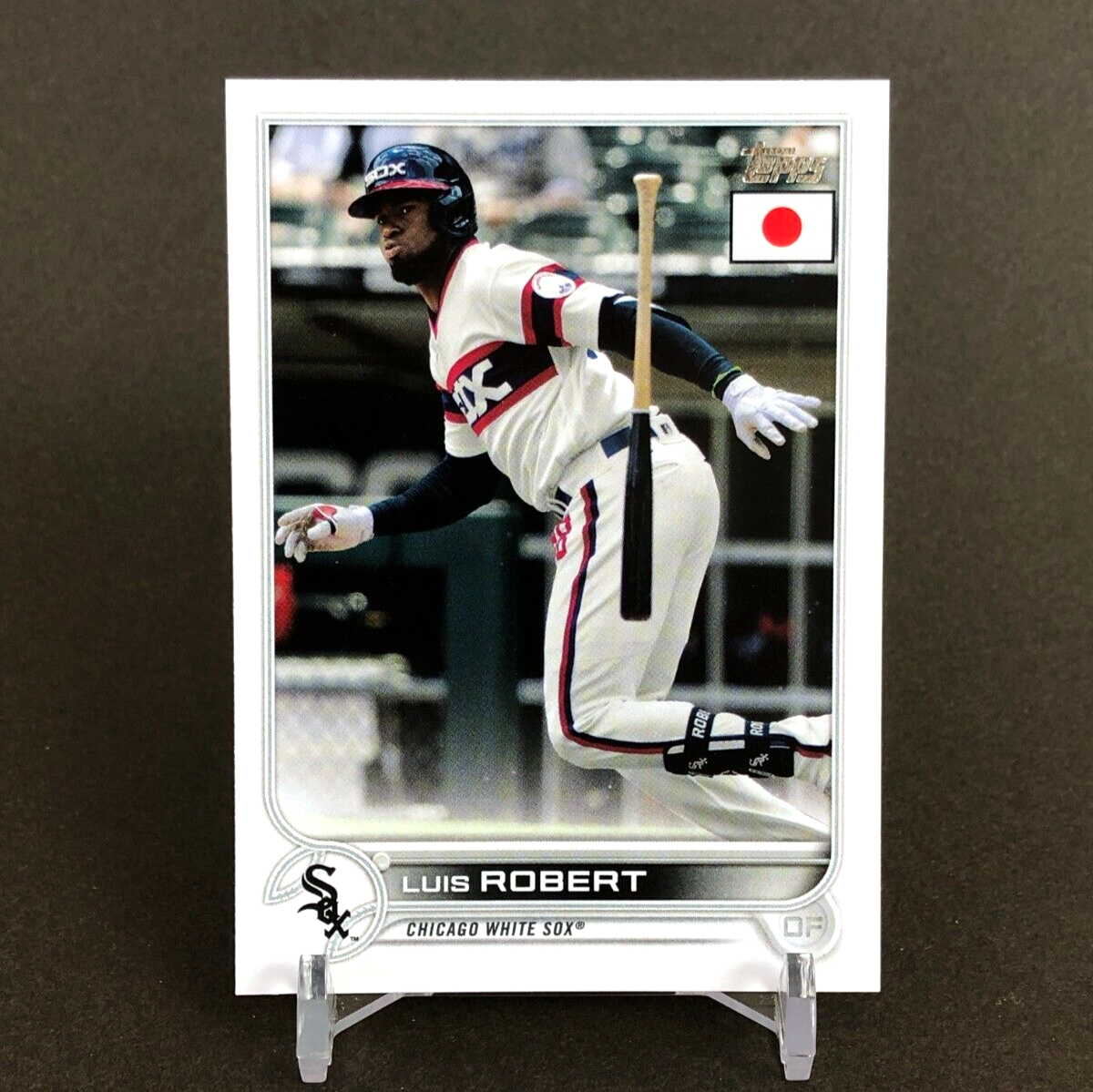 Luis Robert Topps card Japan Edition 2022 #154 Major League