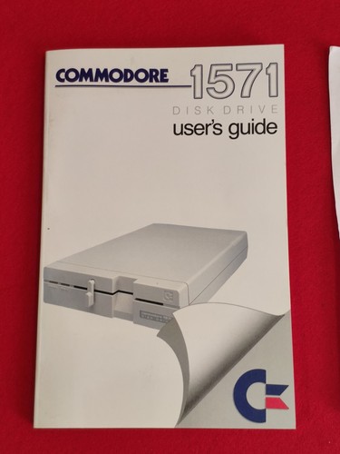 COMMODORE 1571 DISK DRIVE MANUALE FLOPPY TEST DEMO RETROGAME RETRO COMPUTER CBM - Afbeelding 3 van 9