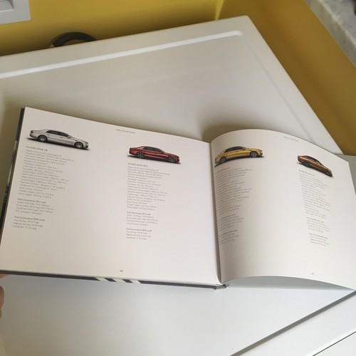 BENTLEY MOTOR CO. 2018 THE FLYING SPUR RANGE DEALERSHIP ORIGINAL LITERATURE. - Picture 8 of 10