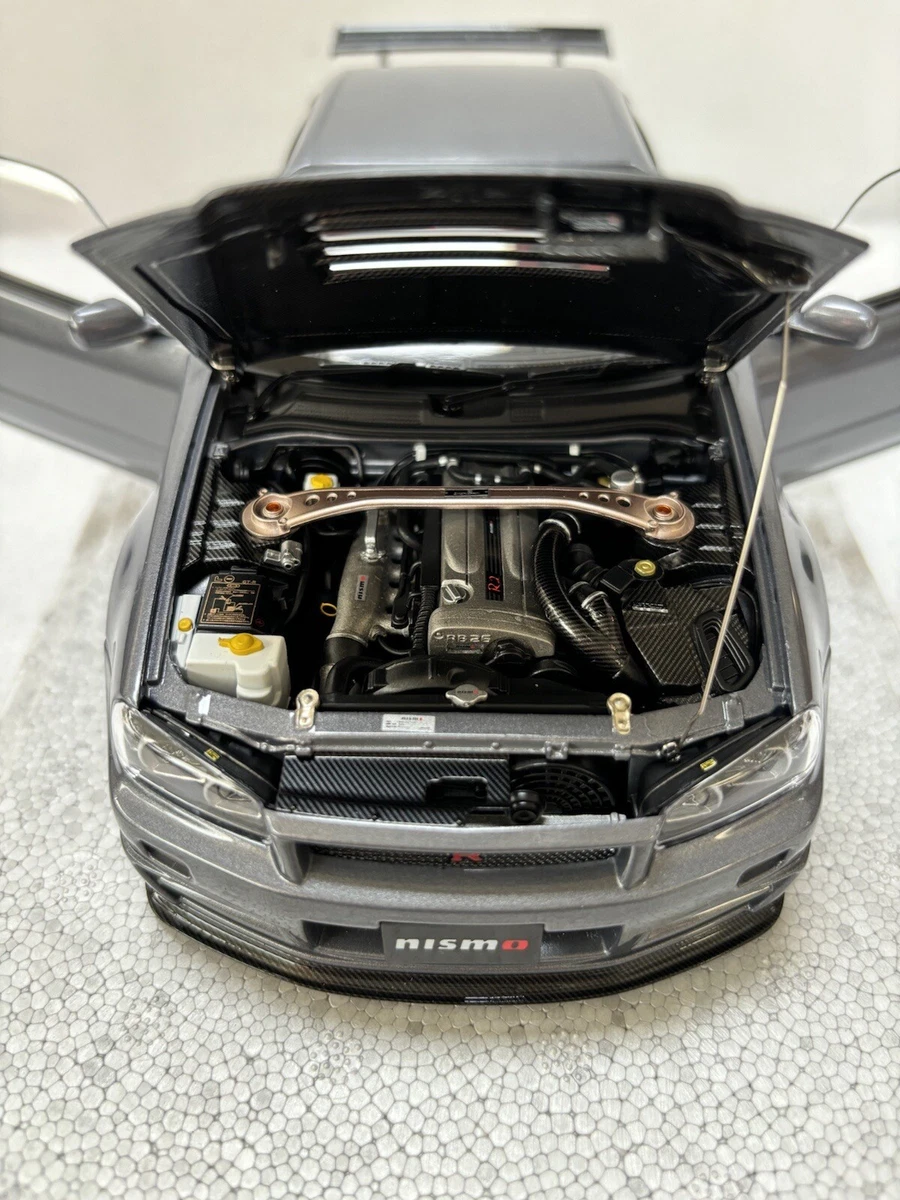 1/18 MotorHelix Nissan Skyline R34 GT-R Nismo Z-tune Gun 1/18 MotorHelix Nissan Skyline R34 GT-R Nismo Z-tune Gun