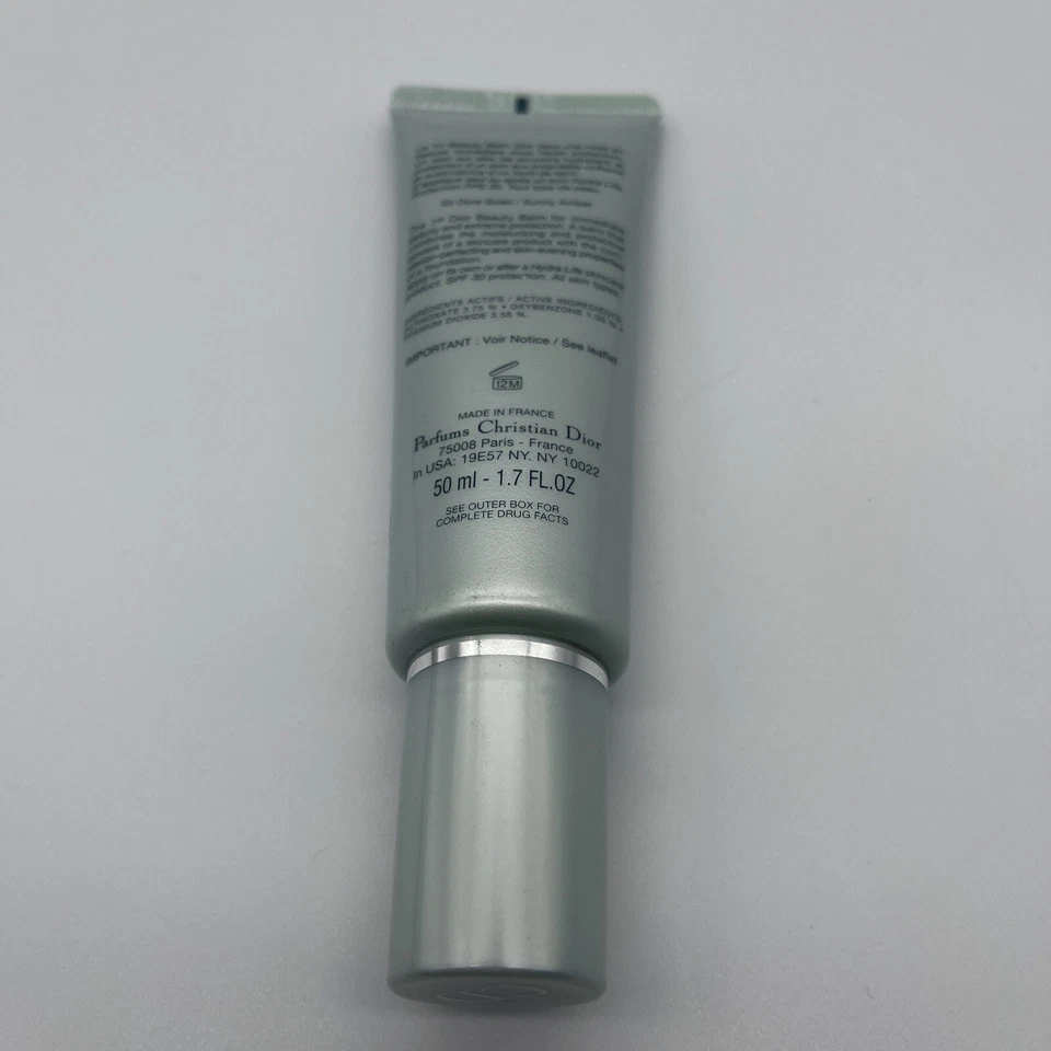 Crema hidratante potenciadora DIOR HYDRA LIFE BB 'Sunny Amber' FPS 30 1,7 oz/50 ml Foto 3 de 3