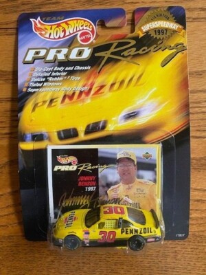 1997 HOT WHEELS PRO RACING NASCAR SUPERSPEEDWAY 1ST EDITION LOT OF
