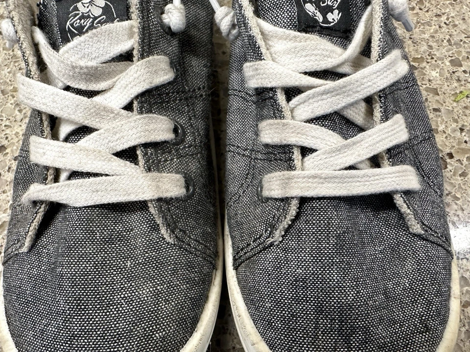 Zapatillas sin cordones para mujer Roxy Bayshore talla 8,5. Usado; en buen estado. Foto 3 de 4