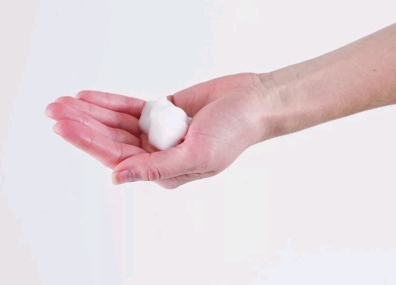 CASE OF 6 SC Johnson Professional Refresh AZURE 1 Liter Foaming Hand Soap 04/25