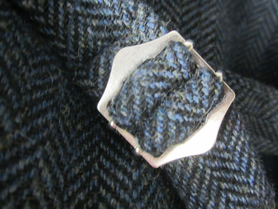 Emerald Isle Weaving Mens L Navy Blue Black Wool Herringbone Vest UK 56 43" - Image 4 of 4