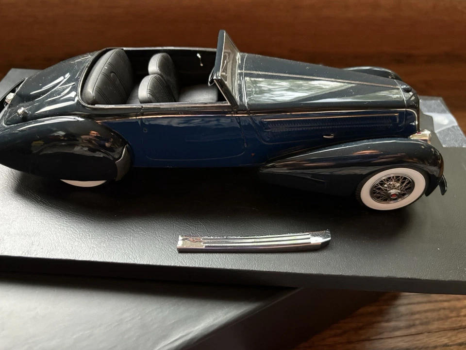Automodello 1934 Duesenberg J Graber 1:24 Scale blue Dreams Engaged minor flaw - Image 4 of 4