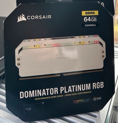 Dominator Platinum RGB DDR5 64GB weiss
