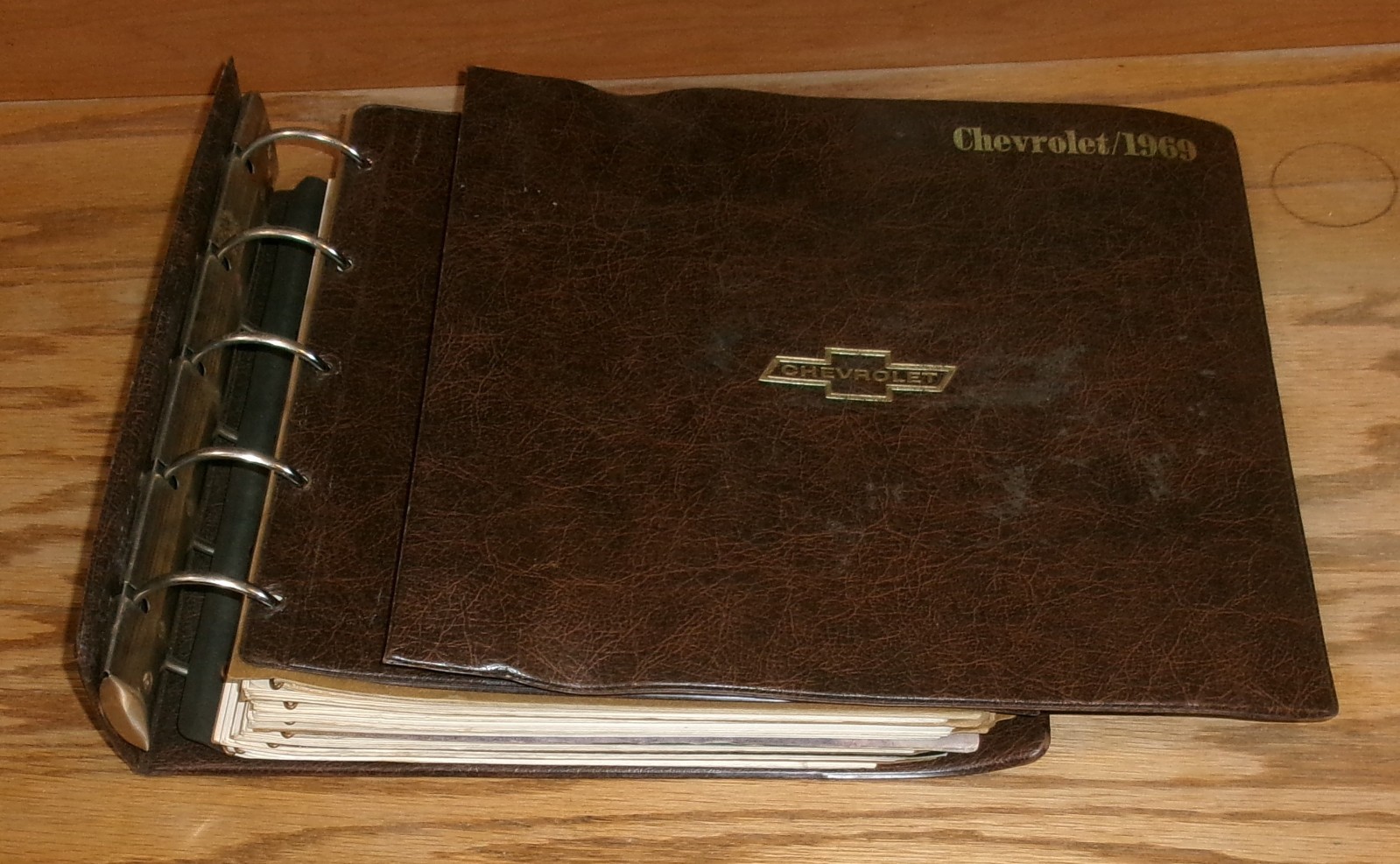 Original 1969 Chevrolet Dealer Sales Album 69 Corvette Camaro Chevelle Nova