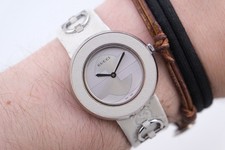 Gucci U-Play 25mm Silver Dial Swiss Quartz Womens Watch 129.4 Extras Working