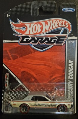   Hot Wheels Garage  68 Mercury Cougar 16/20 Real Riders w/ Protector  