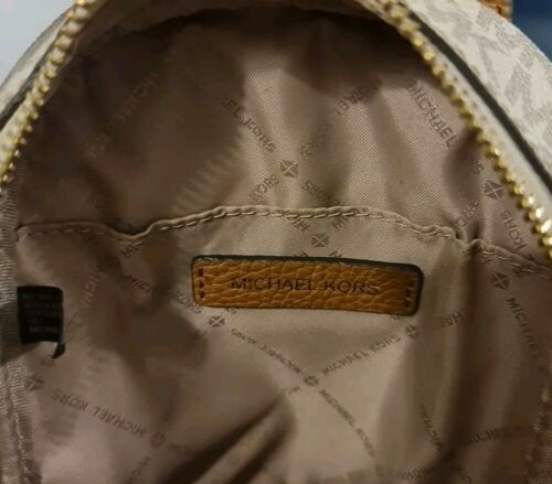 MICHAEL KORS Rhea Backpack Mini Logo Ivory Studded - Picture 10 of 10