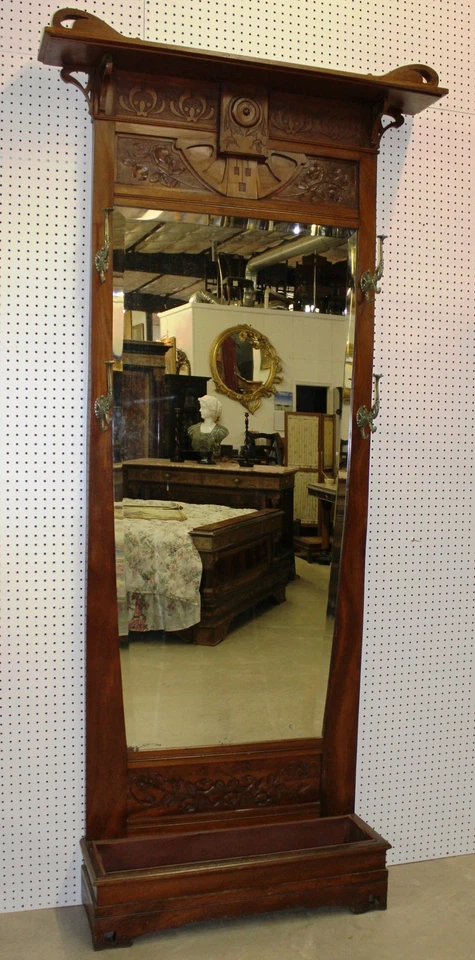 Antiguo árbol de salón de nogal francés de campo Art Nouveau alrededor de 1890 base de flores Foto 3 de 4