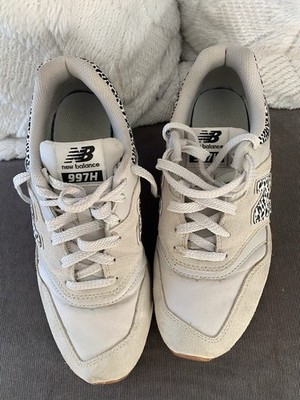 New Balance 997H Women's Size 9 B Beige Cheetah Sneakers Casual