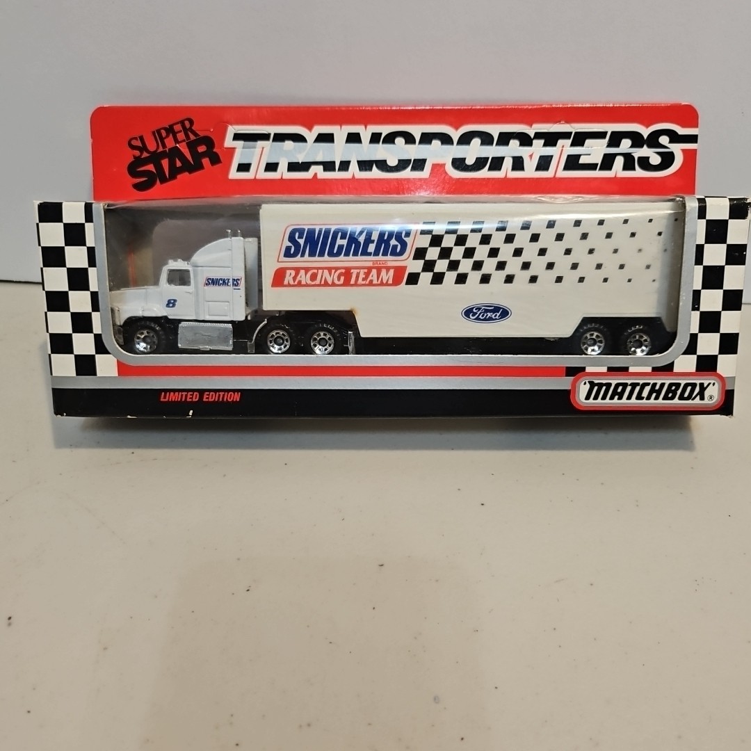 Matchbox Super Star Transporters Snickers Racing Limited Edition Ford Semi