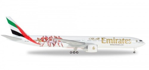 Boeing 777-300ER Emirates - Benfica Lisbon ( Reg. A6-EPA) 1:500 Herpa