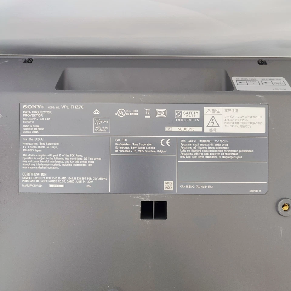 SONY VPL-FHZ70 LCD PROJECTOR 20 265 STD - Bild 4 von 4