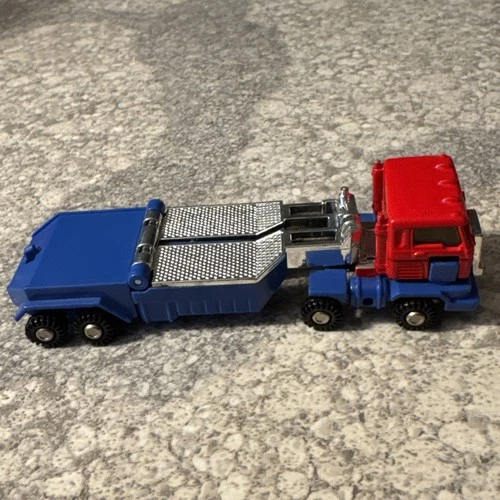 Vintage 1983 Bandai Go-Bots Road Ranger Guardian Trailer Truck Robot MR-18 Tonka