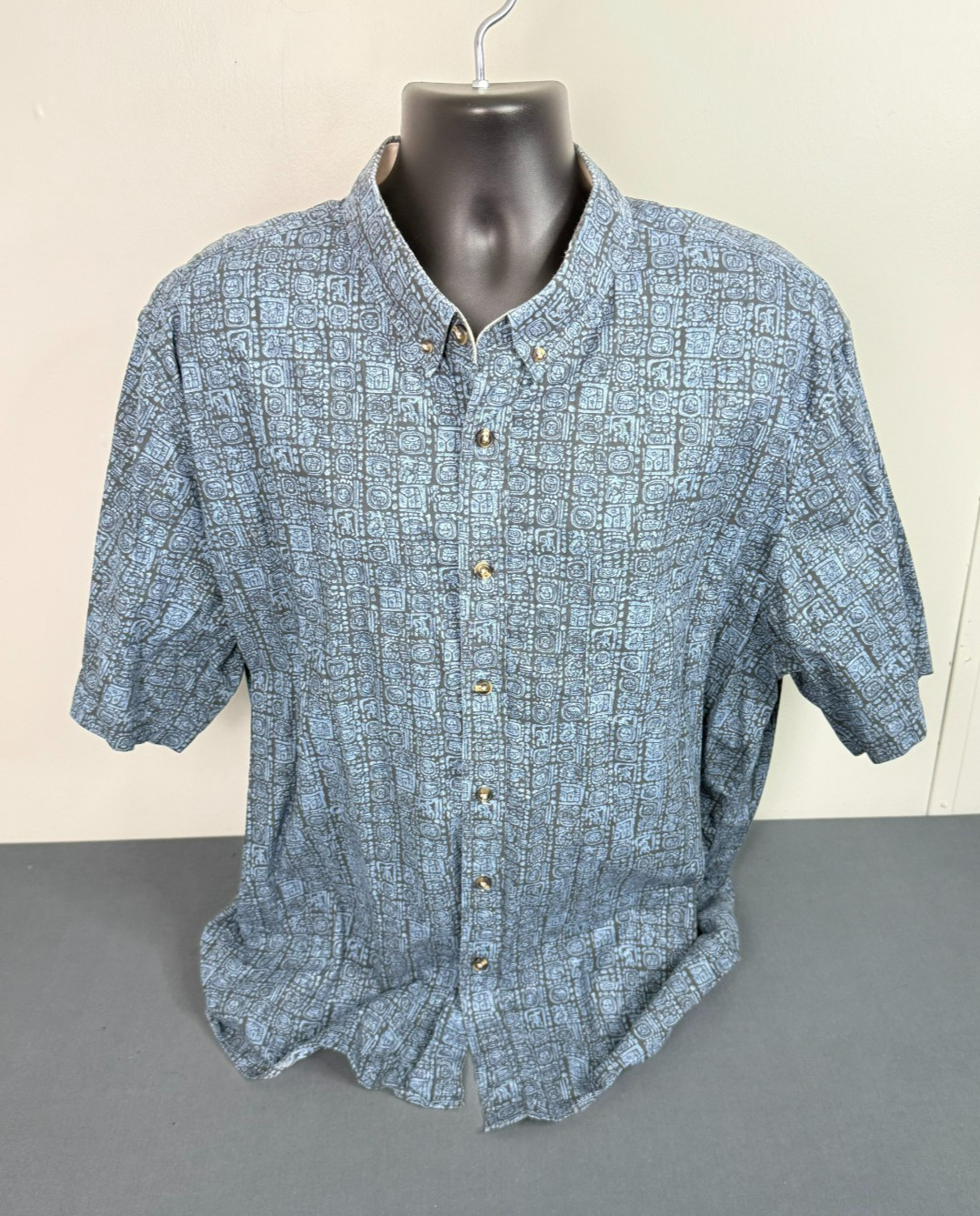 Customized Version Men's Patterned Short Sleeve B… - image 1