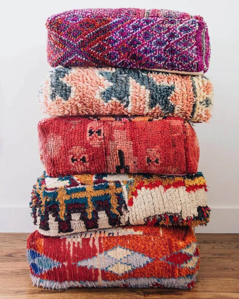 Handmade Berber rug Pouf, Moroccan carpet Pouf, Vintage Moroccan Wool pouf - Image 4 of 4