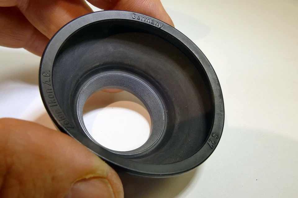 Zeiss Ikon AG S27 Lens Rubber Hood shade 27mm screw in Contessa Tenax Genuine - Image 3 of 4