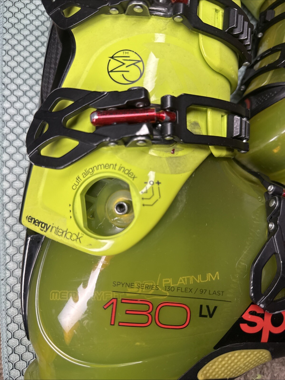 SALOMON Scarponi da sci alpino K2 Spyne 130 LV 24 24 5 286mm verde fluo MANCA IL BULLONE!