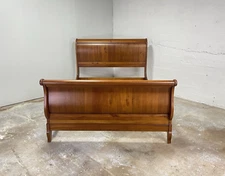 Ethan Allen Maison Collection Solid Cherry Queen Sleigh Bed