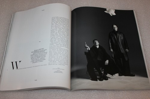 Vogue Polska POLAND 1-2/2025 - Other Side Mirrors NEW POLISH MAGAZINE v2 - Picture 9 of 11