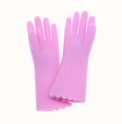 Pair Of Dollhouse Mini Rubber Latex Gloves Pink Model Scene Diorama Photography 