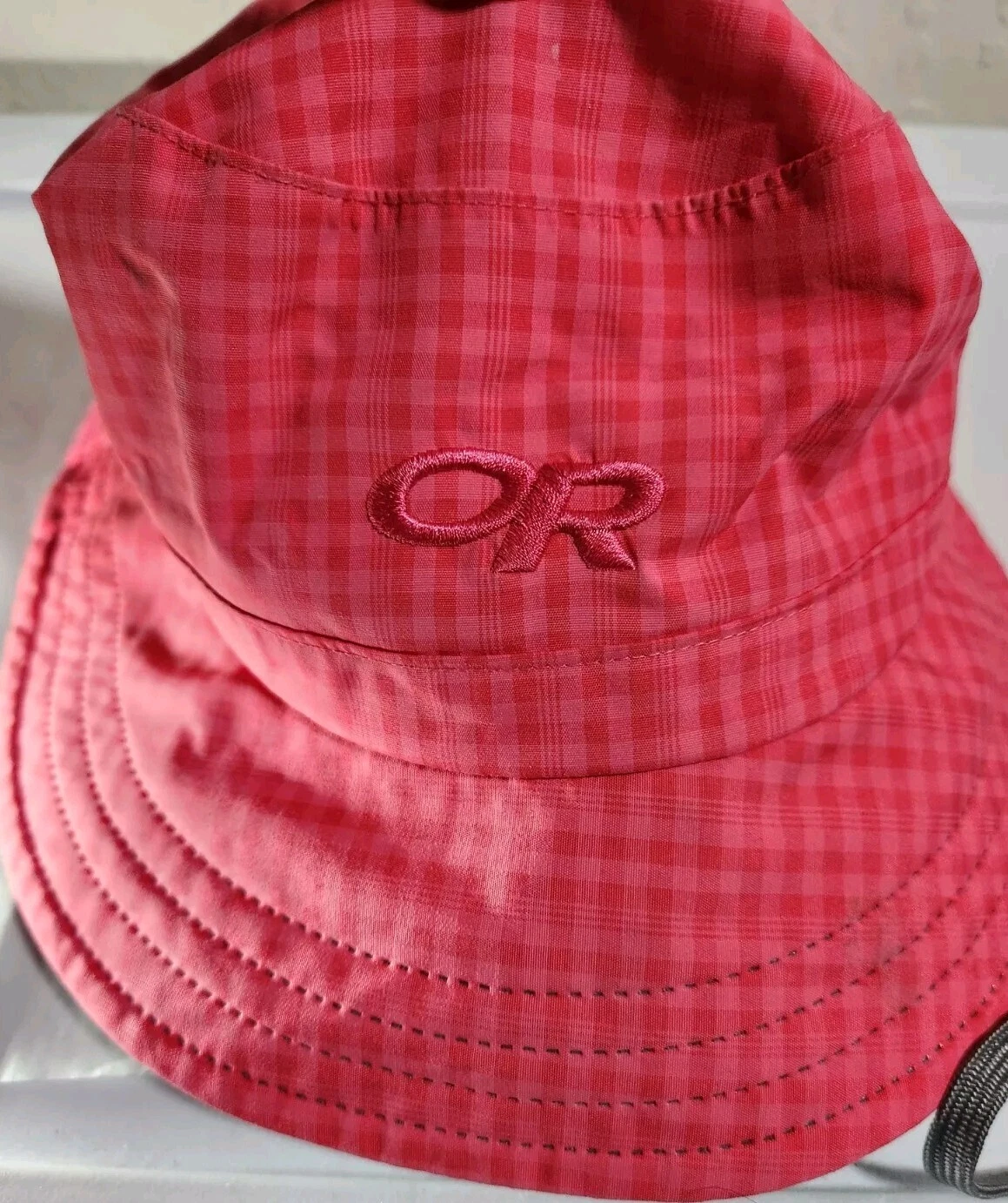 outdoor-research checkered print bucket hat 
