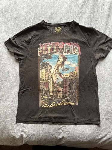Fly 53 mens T Shirt XL Attack of the 50ft woman.