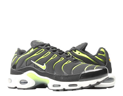 Nike Air Max Plus Black/Volt-White-Platnium Tint Men's Running Shoes 852630-037