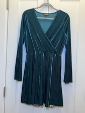 Express Women’s Velvet Fit & Flare Dress Teal Green Long Sleeve Size Medium