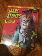 Mars Attacks Martian Mini Bust Gentle Giant