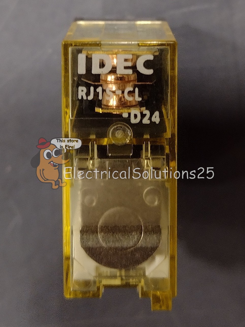 New IDEC RJ1S-CL-D24 24VDC Slim Power 1CO Relay LED indicator - Free Shipping