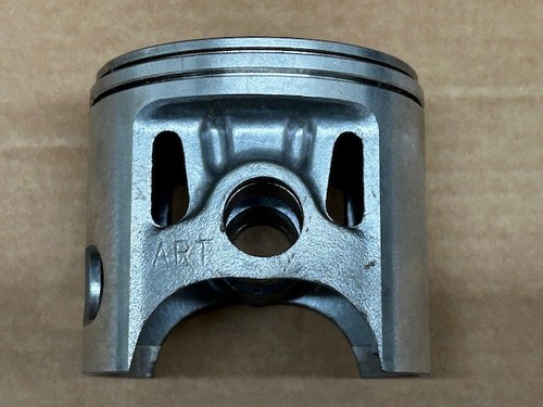 Yamaha DT400 1975/1976 SOLO pistone originale 1° oversize 85,25mm 5001163502 - Foto 4 di 7