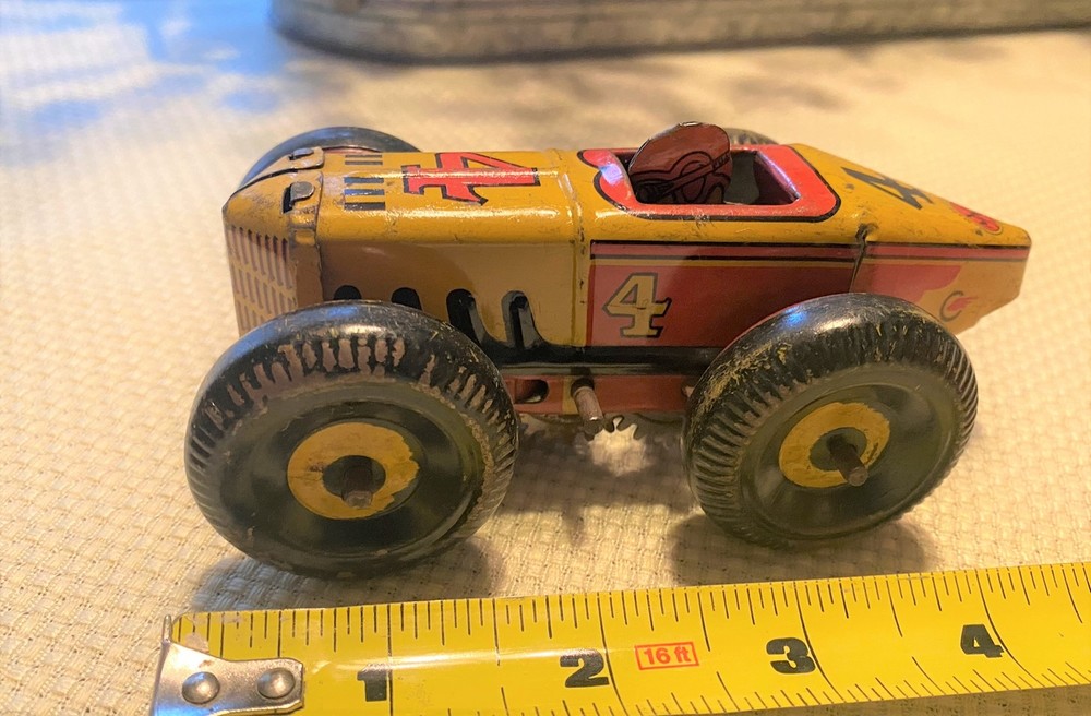 Vtg #4 Marx tin Toy wind-up race car nice shape 1960 litho Graphix USA Works 40'