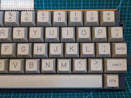 General Instrument 900181 Clicky Keyboard Vintage - Afbeelding 3 van 7