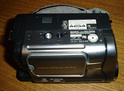 Sony DCR-TRV280 HandyCam Digital8 SteadyShot Video Camera Recorder