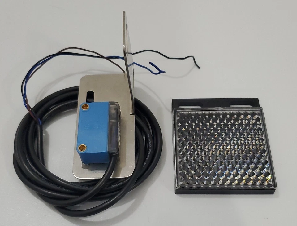 *PREOWNED* SICK GTB6 P1211 Photoelectric Sensor & 5304812 Reflector + Warranty! - Image 2 of 4