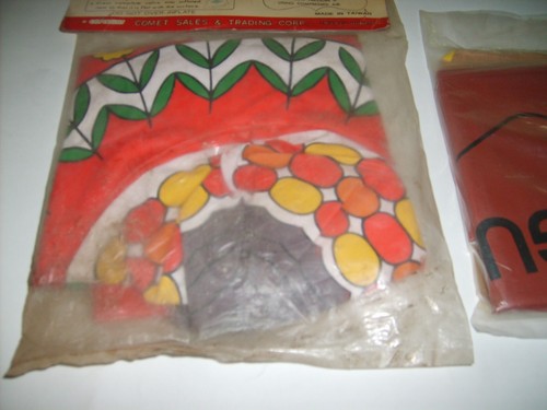 Vintage Inflatable Vinyl Blow Up Holiday Toy JUMBO TURKEY TOM & FOOTBALL SEALED - Picture 7 of 9