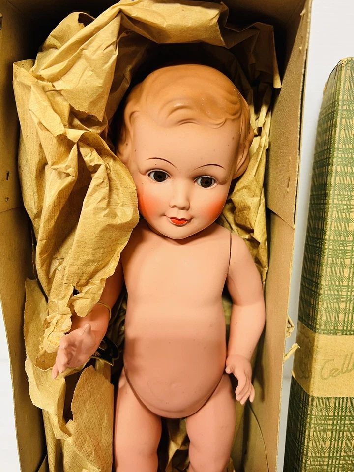 CELLBA BAMBOLA IN CELLULOIDE ANNI ‘30 NUOVA,IN SCATOLA ORIGINALE RARE VINTAGE - Immagine 2 di 4