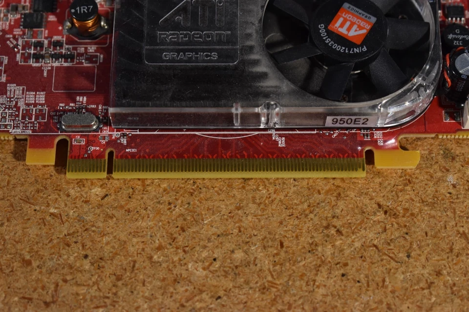 ATI Radeon HD 3470 256MB PCI-E x16 Dual DisplayPort Video Graphics Card W459D - Image 3 of 4