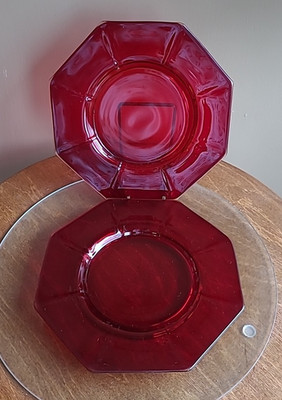 IMPERIAL Glass MOLLY RUBY 7 5/8'' PLATE #725 LINE LOT 2