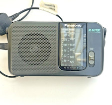 Panasonic RF-2400 Mains Or Portable  2 Band Radio