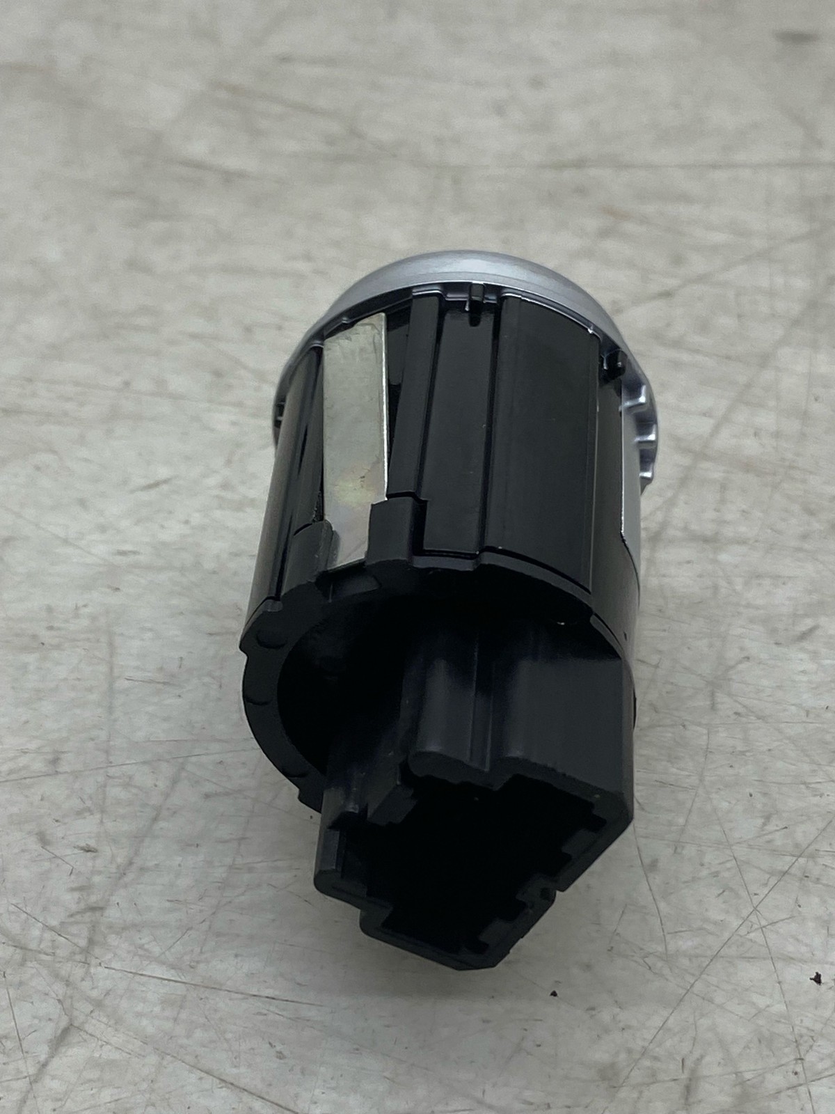 2020-2025 ASTON MARTIN DBX CENTER DASH TRANS PARK SWITCH BUTTON MY83-7L021-AA