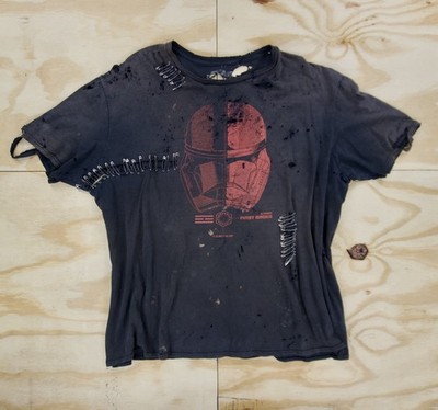Thrashed Star Wars Fandom t-shirt Found in the Wild