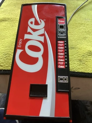 VINTAGE Coca Cola Vending Machine AM/FM Radio 1989,Coca Cola Works Great Ex Cond