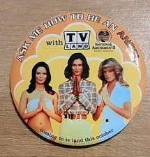 Charlie's Angel TV Land Button Pin 2000 Viacom International Inc. 